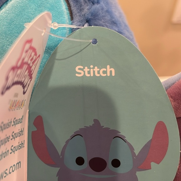 NWT 8” Disney Stitch Fuzzamallow Squishmallow - Picture 5 of 5